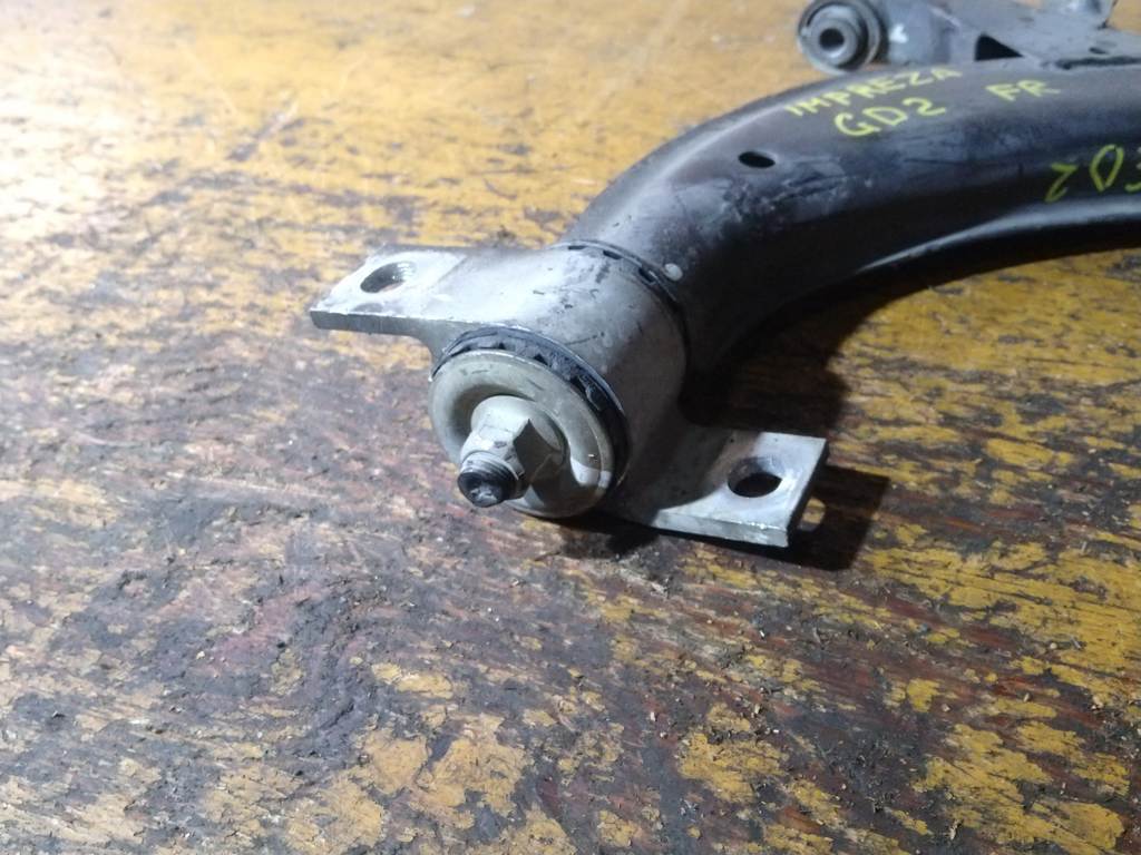 IMPREZA GD2 РЫЧАГ ПЕРЕДНИЙ ПРАВЫЙ с шаровой Subaru Impreza 1