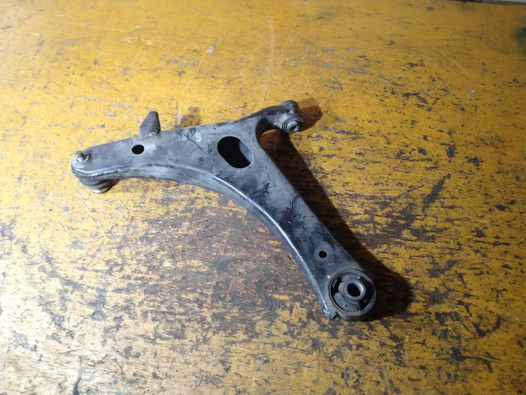 рычаг Subaru Impreza 3