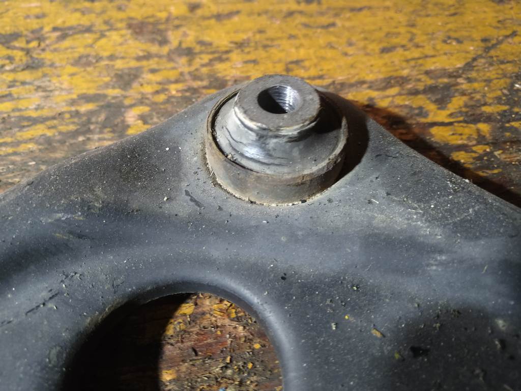 Подвеска Nissan March 2