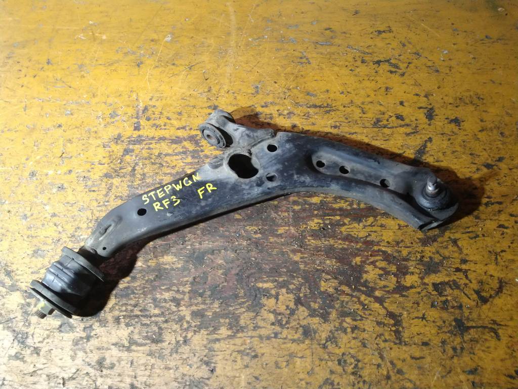 рычаг Honda Stepwgn 0