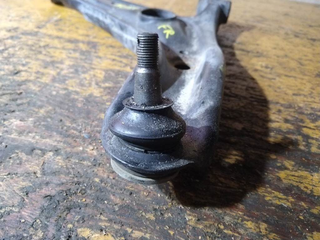 Подвеска Toyota Sienta 2