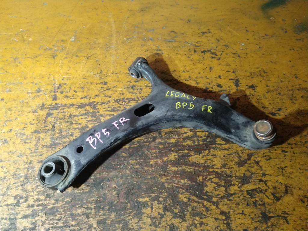 рычаг Subaru Legacy 0