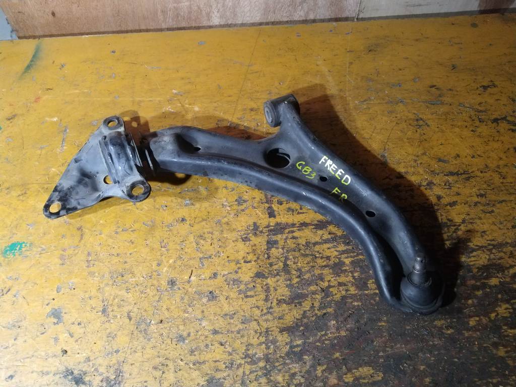 рычаг Honda Freed 0