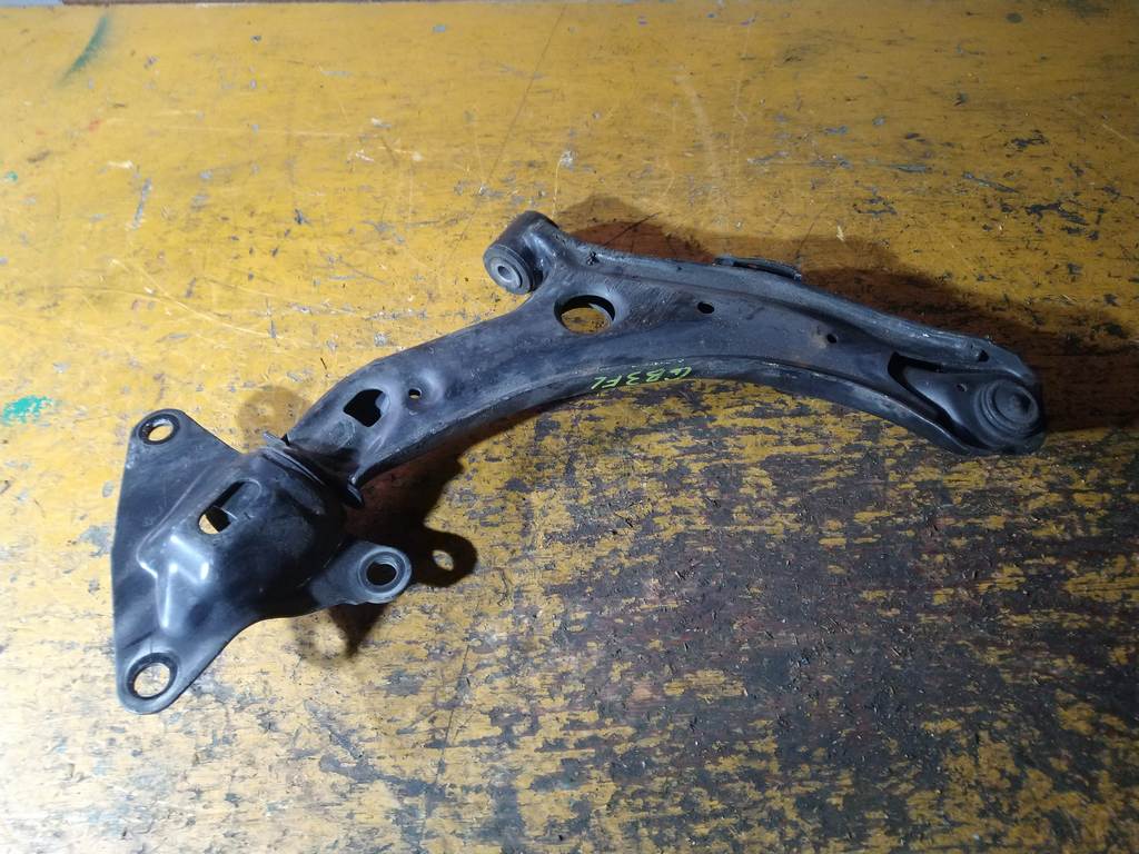 рычаг Honda Freed 3