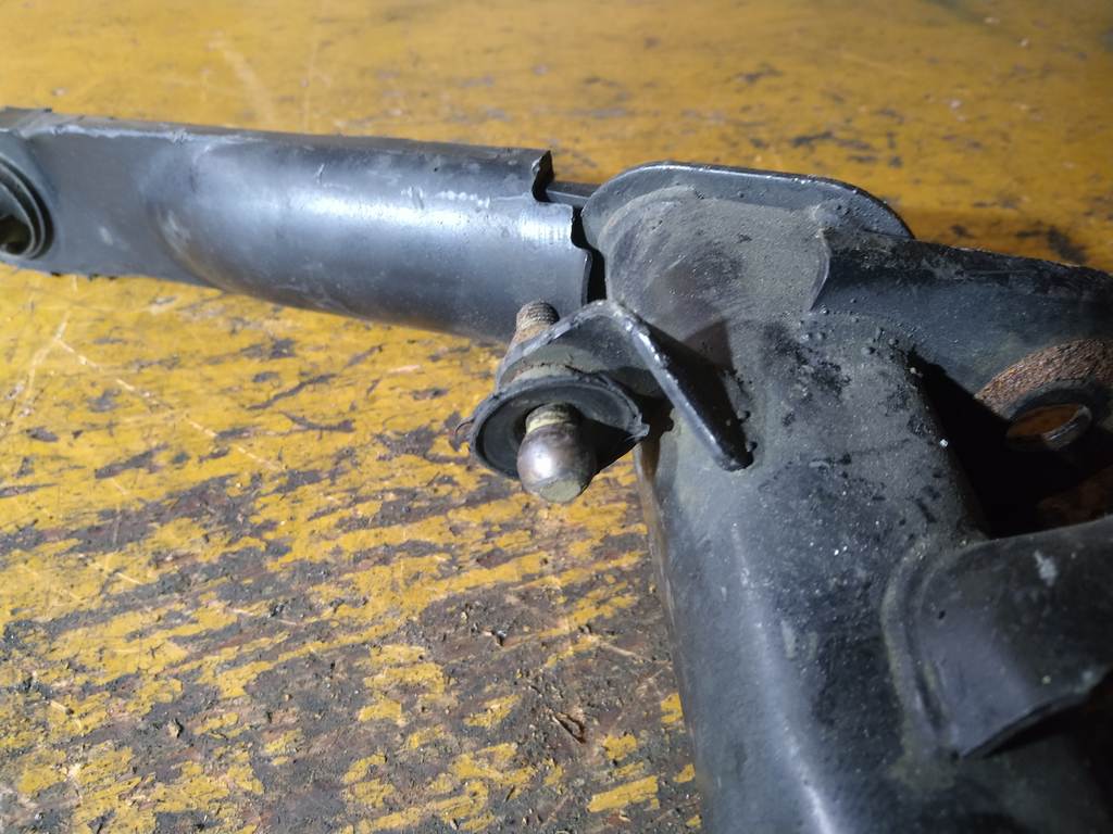 ELEMENT YH2 РЫЧАГ ЗАДНИЙ ЛЕВЫЙ Honda Element 4