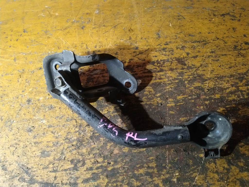 рычаг Subaru Legacy 0