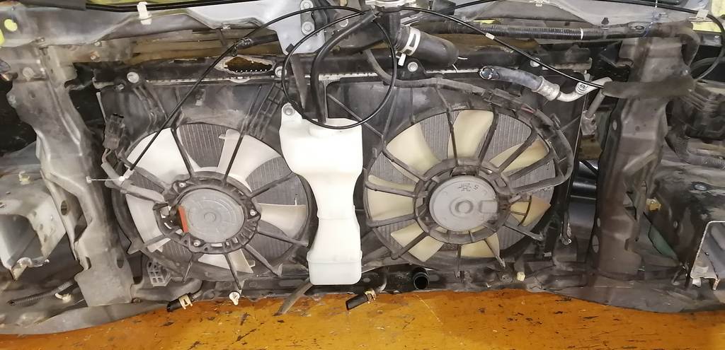 Кузов Honda Freed 8