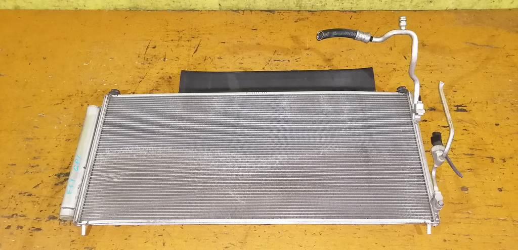 радиатор кондиционера Honda Fit 0