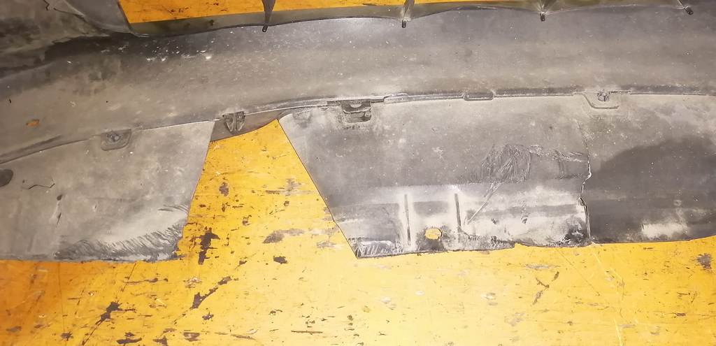 FIT GP1 БАМПЕР ПЕРЕДНИЙ, дефект Honda Fit 13