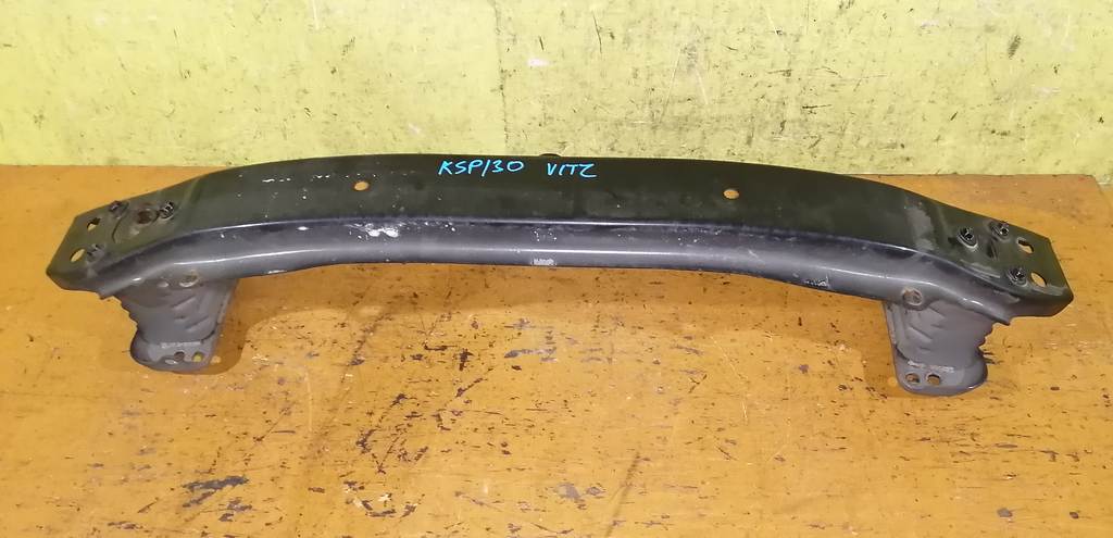 усиление бампера Toyota Vitz 0