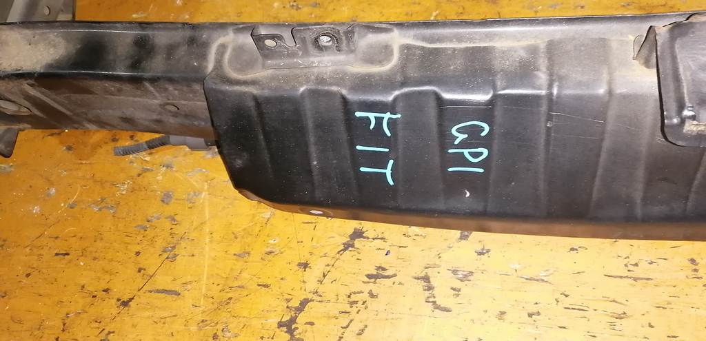 FIT GP1 УСИЛЕНИЕ БАМПЕРА, дефект Honda Fit 1