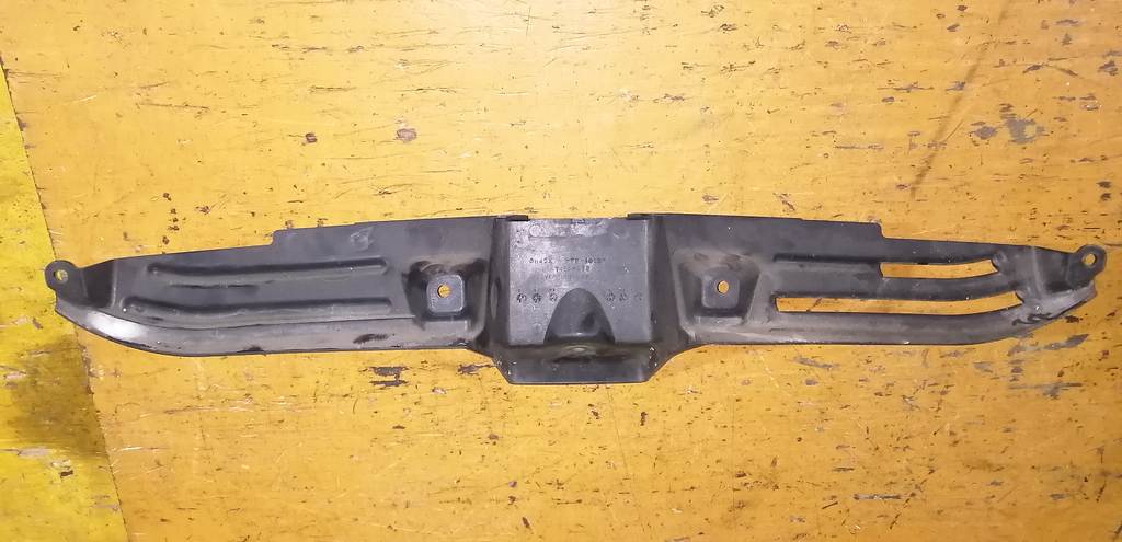 OUTLANDER CW5W НАКЛАДКА НА ТЕЛЕВИЗОР 7450А172 Mitsubishi Outlander 1