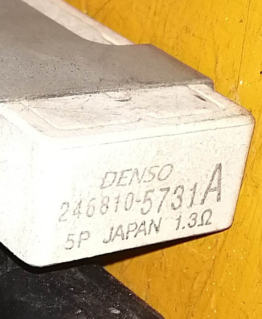 VITZ KSP130 РЕЗИСТОР ВЕНТИЛЯТОРА ОХЛАЖДЕНИЯ 246810-5731А Toyota Vitz 1