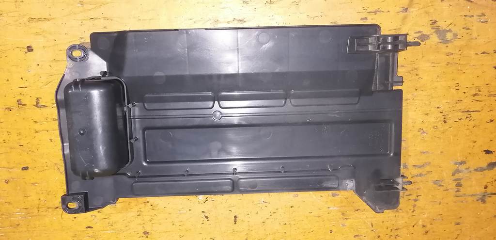 VITZ KSP130 ЗАЩИТА РАДИАТОРА Toyota Vitz 1