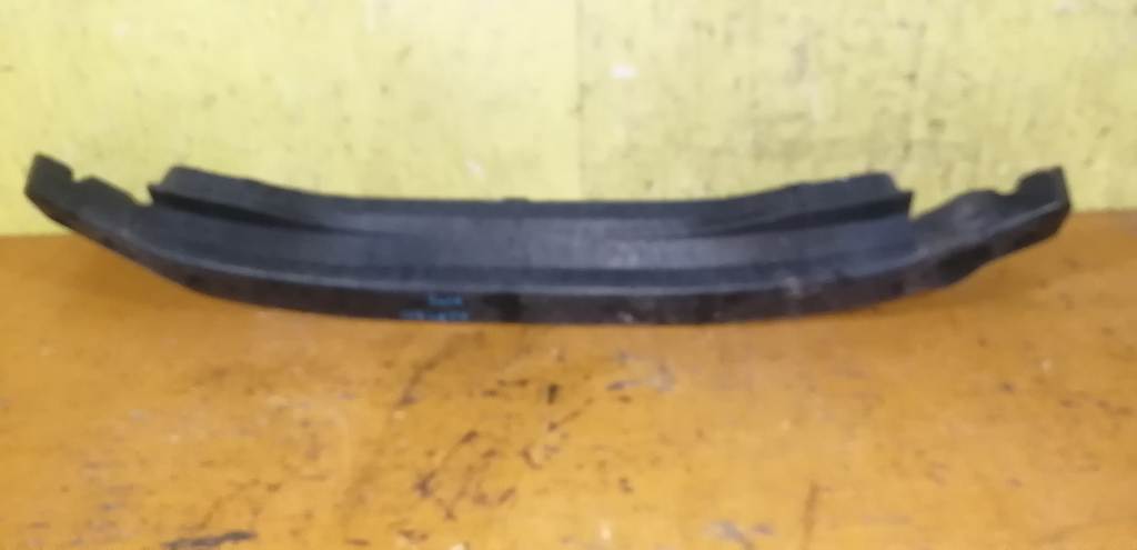 наполнитель бампера Toyota Vitz 0