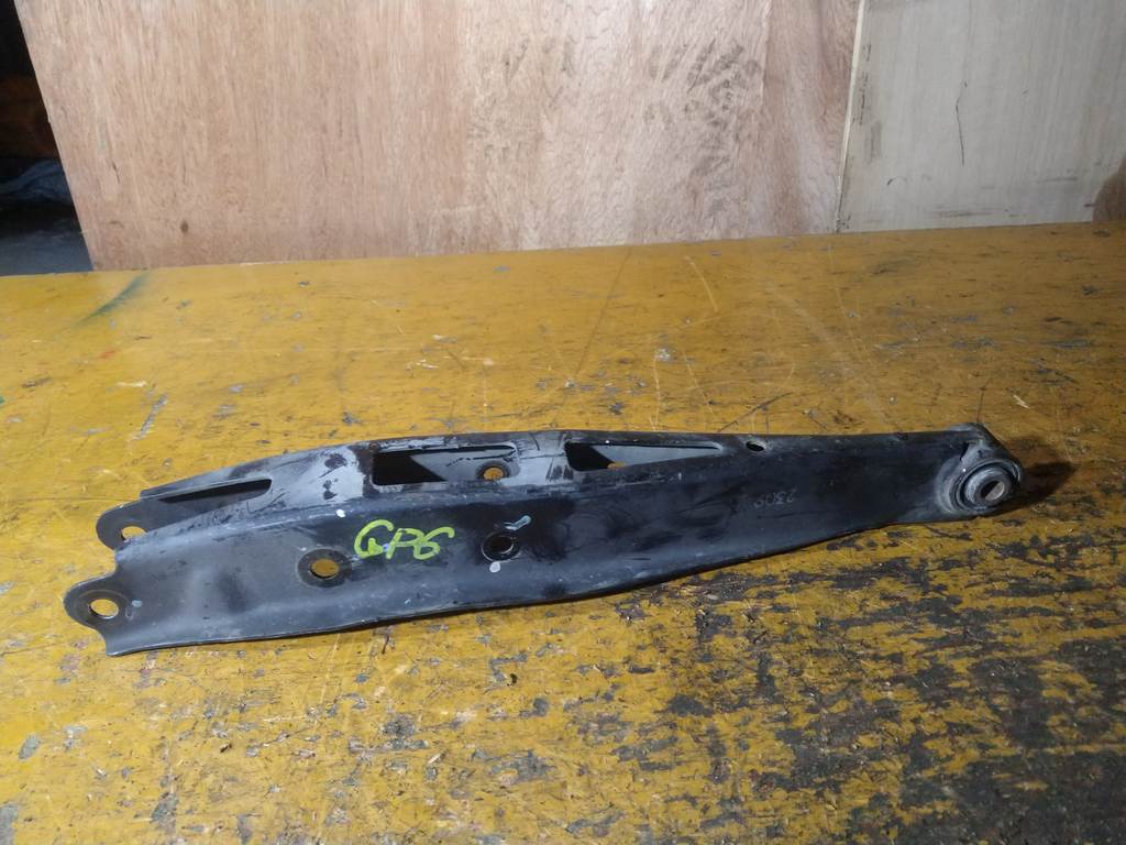 рычаг Subaru Impreza 0