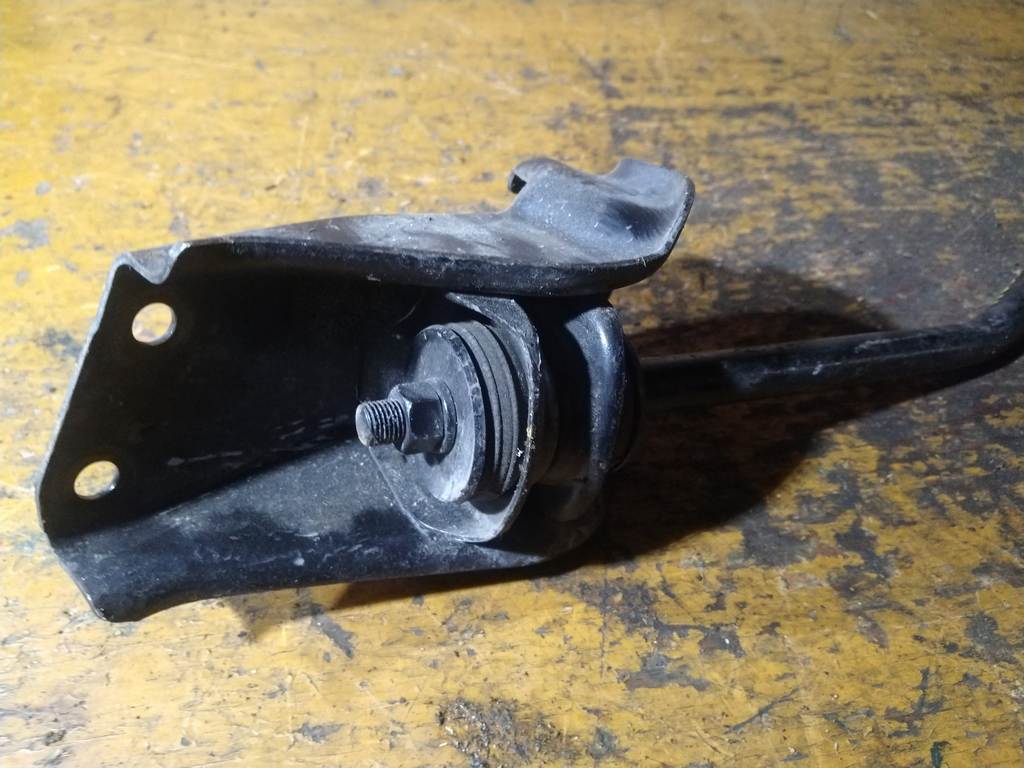 PAJERO MINI H58A РЫЧАГ ПЕРЕДНИЙ ЛЕВЫЙ Mitsubishi Pajero Mini 1