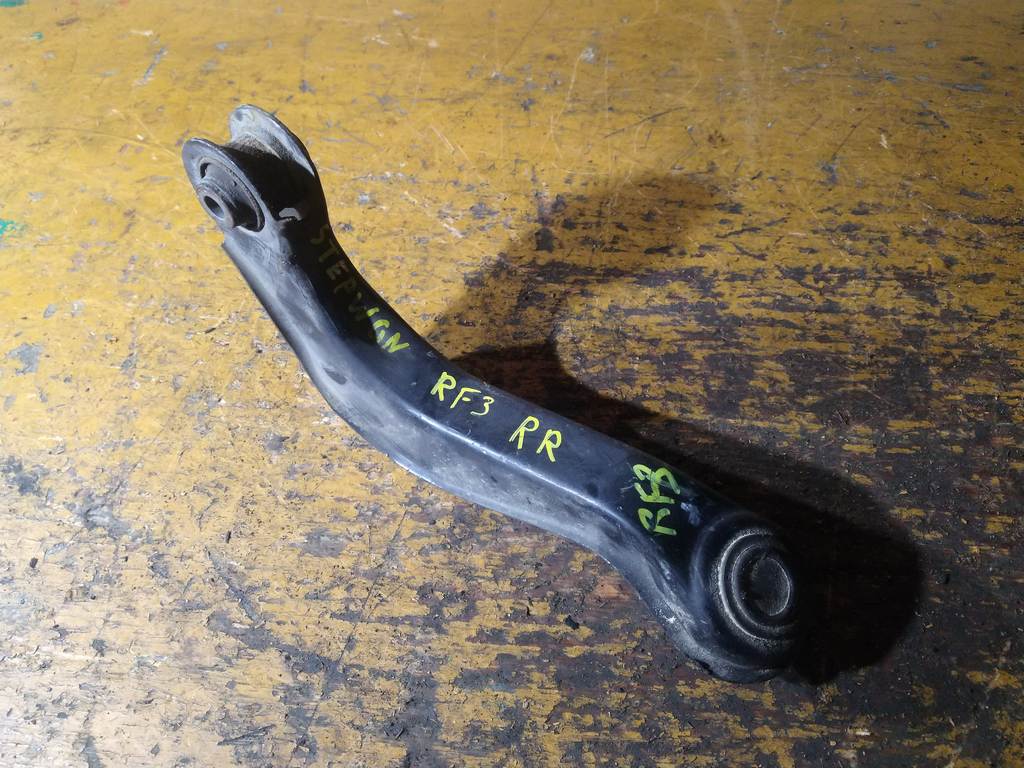 рычаг Honda Stepwgn 0