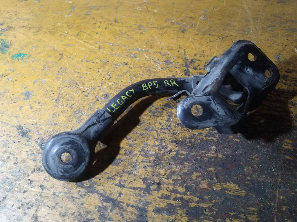 рычаг Subaru Legacy 0