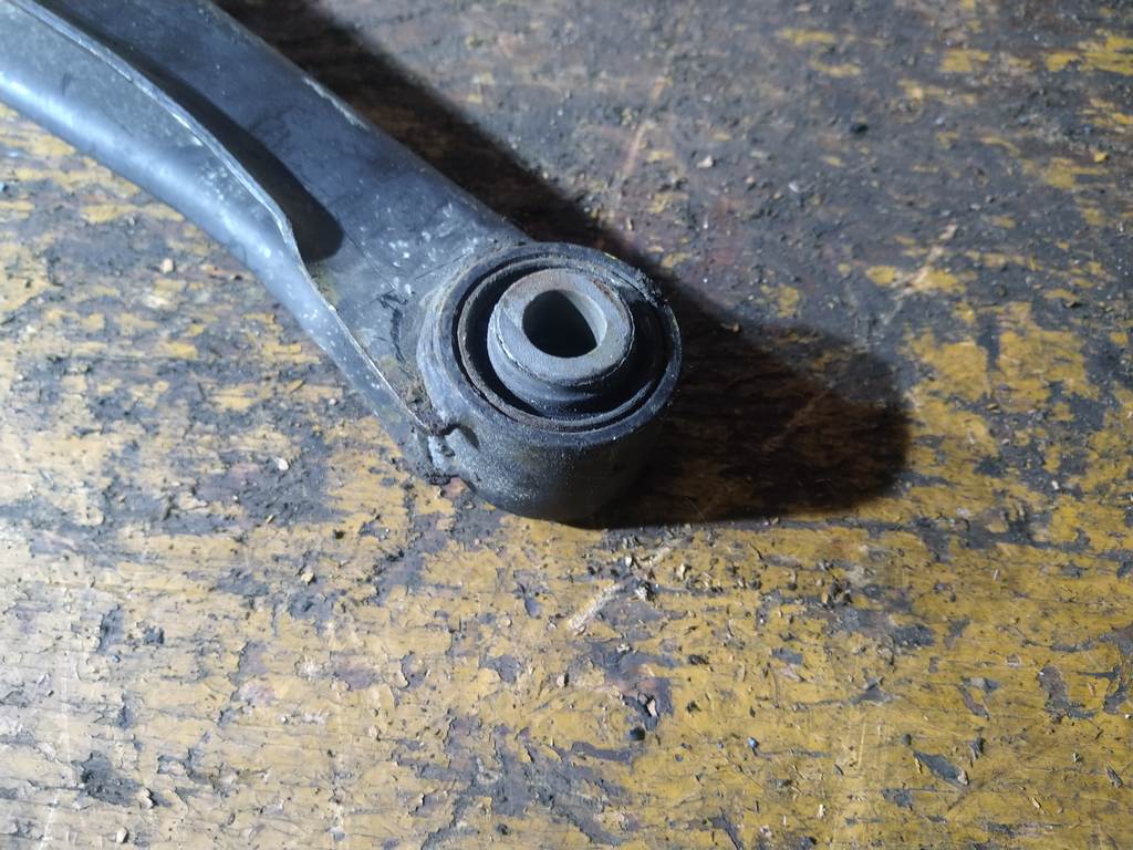 LEGACY BP5 РЫЧАГ ЗАДНИЙ ЛЕВЫЙ Subaru Legacy 1