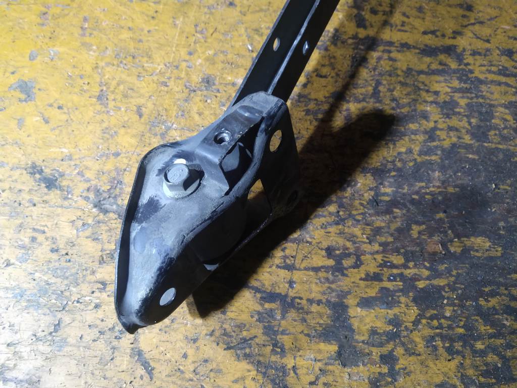 IMPREZA GD2 РЫЧАГ ЗАДНИЙ ЛЕВЫЙ Subaru Impreza 1