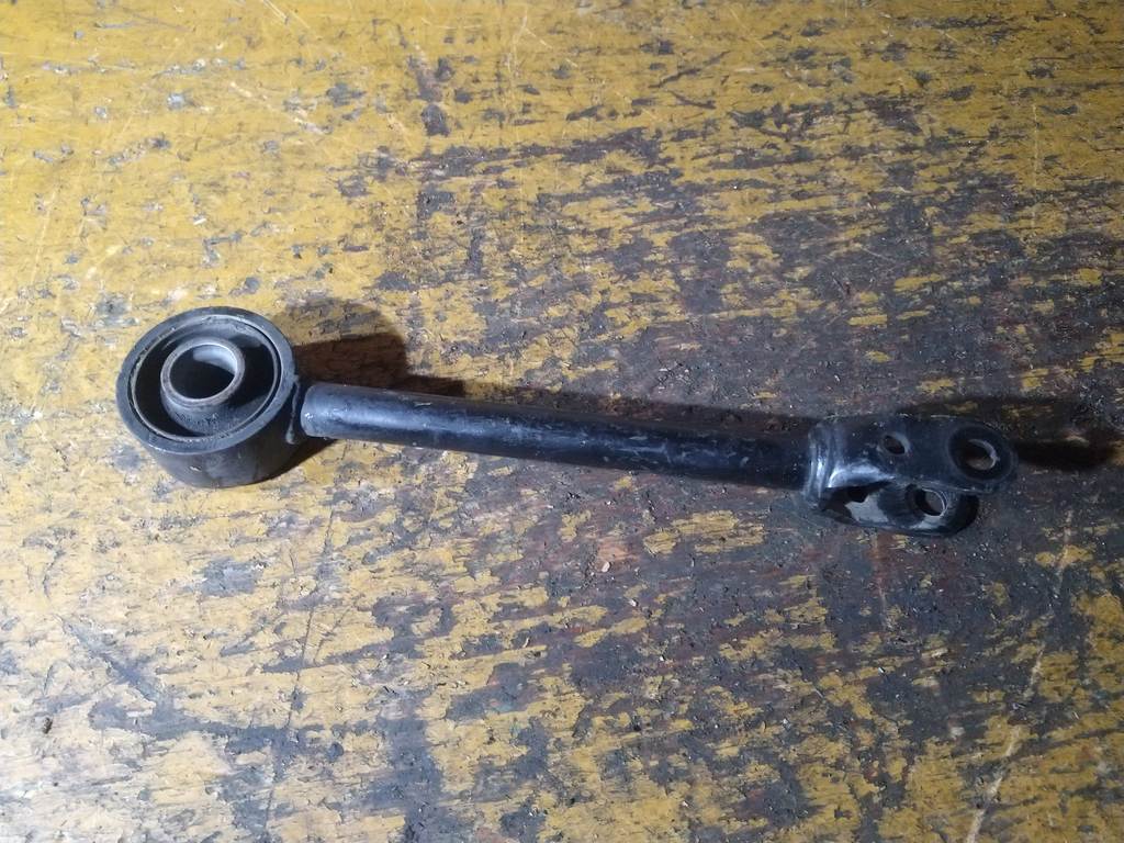 TEANA J32 ТЯГА ЗАДНЯЯ Nissan Teana 1