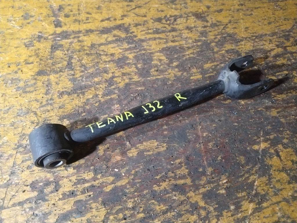 тяга подвески Nissan Teana 0