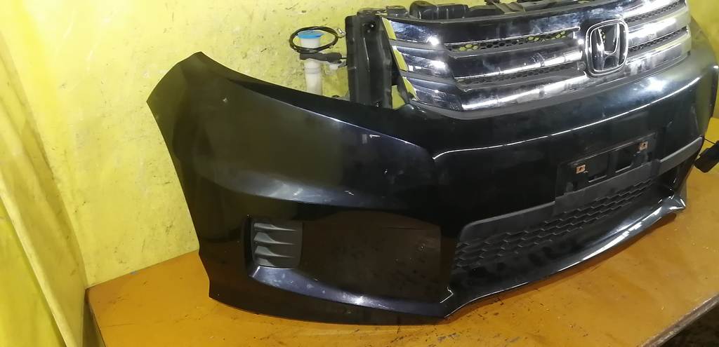 Кузов Honda Freed Spike 2