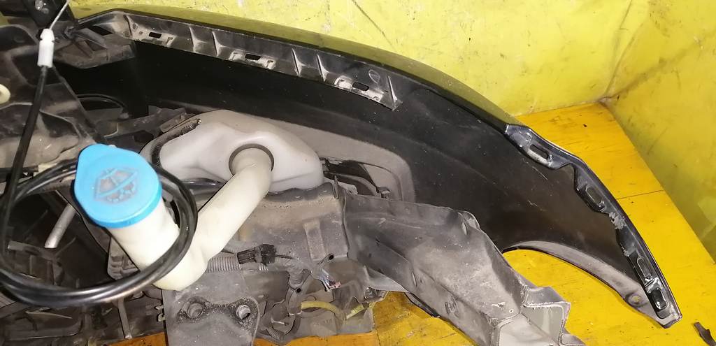 Кузов Honda Freed Spike 11