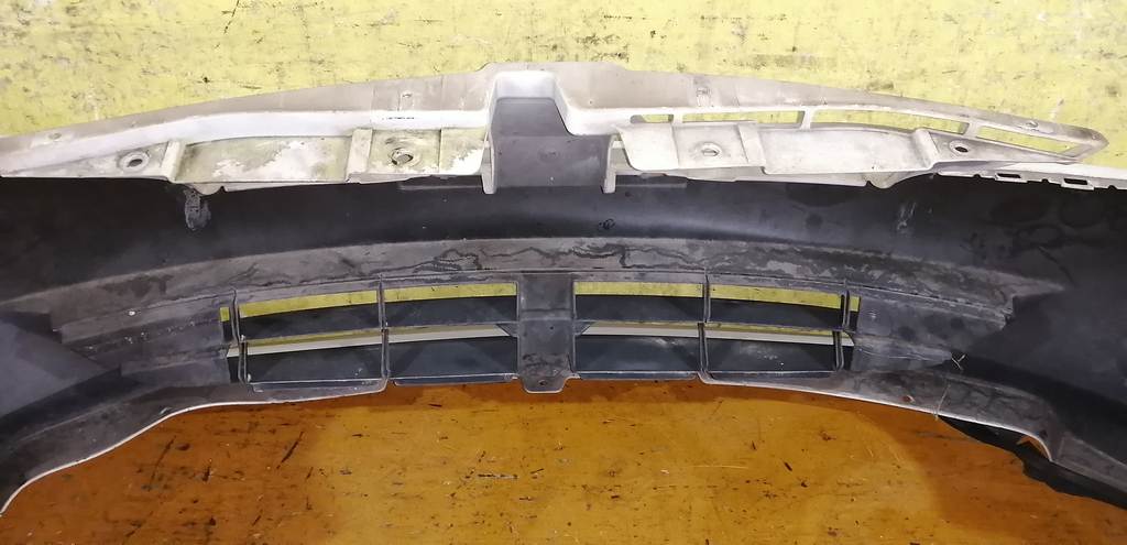 бампер Subaru Impreza 9