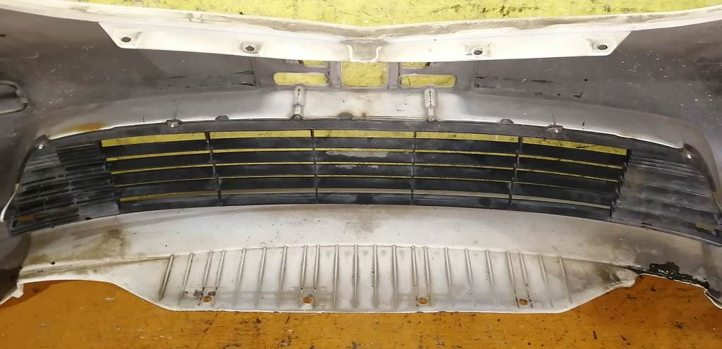 бампер Honda Elysion 9