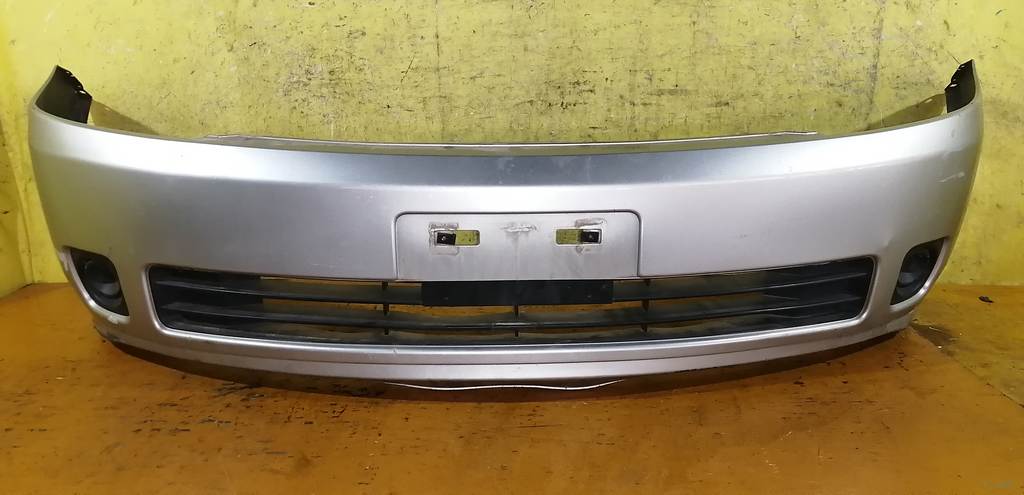 бампер Nissan Presage 0