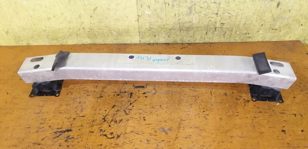 усиление бампера Nissan Presage 0