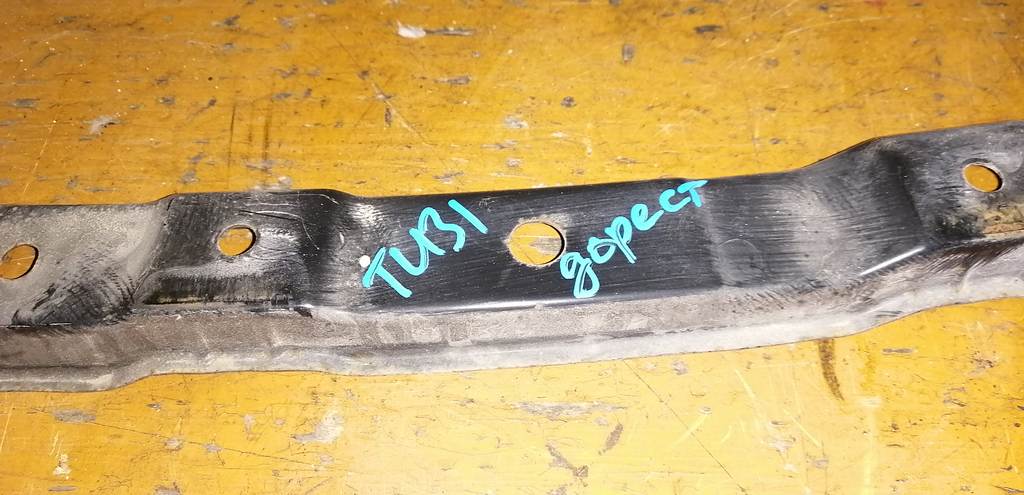 PRESAGE TU31 ЖЕСТКОСТЬ БАМПЕРА до рест. Nissan Presage 1