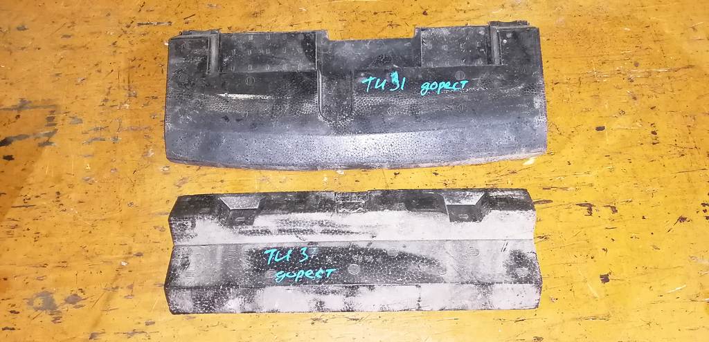 наполнитель бампера Nissan Presage 0