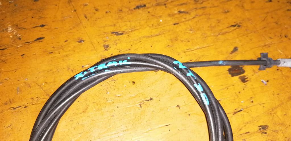 X-TRAIL NT30 ТРОС КАПОТА Nissan X-Trail 1