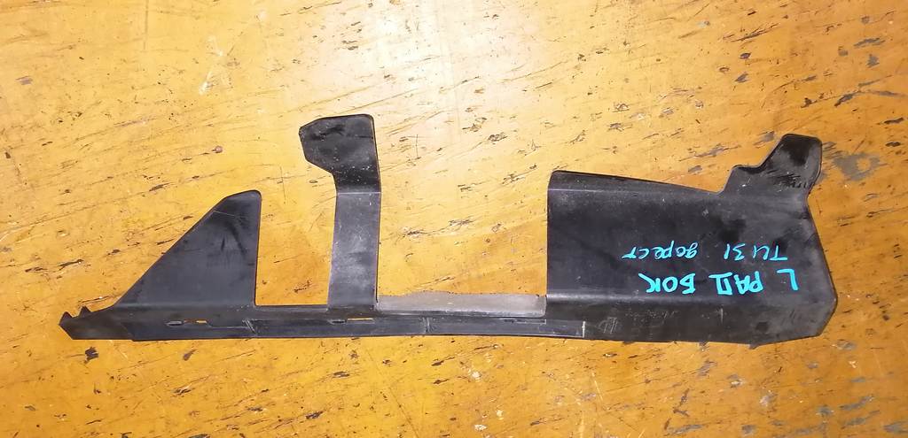 защита радиатора Nissan Presage 0