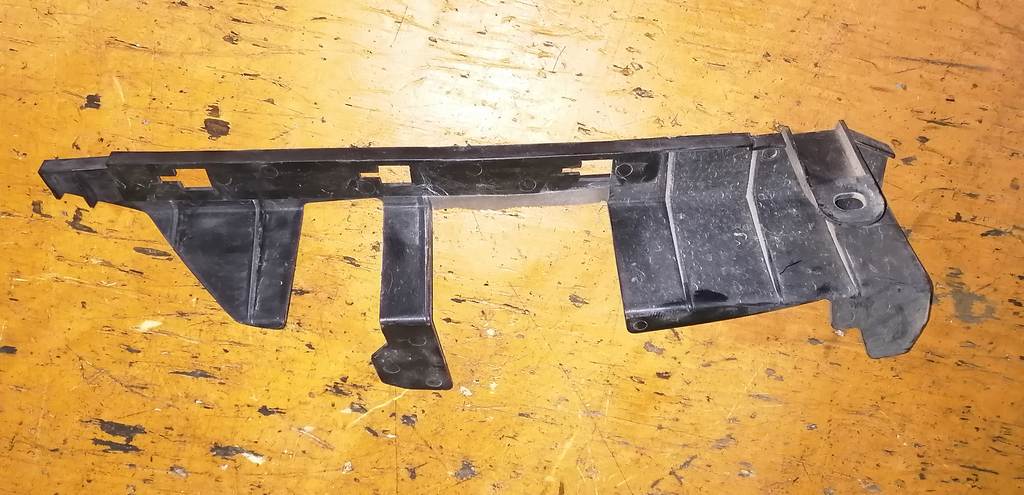 PRESAGE TU31 ЗАЩИТА РАДИАТОРА ЛЕВАЯ до рест. Nissan Presage 1