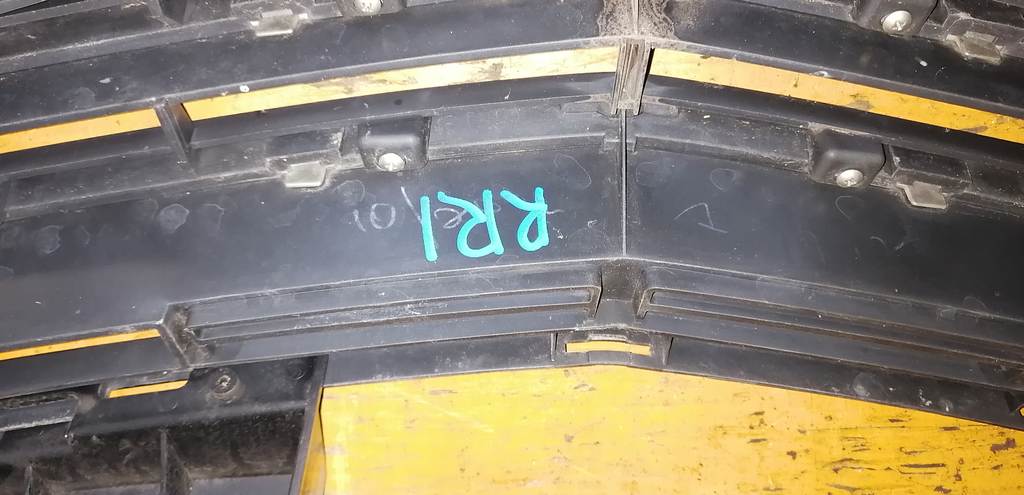 ELYSION RR1 РЕШЕТКА РАДИАТОРА Honda Elysion 1