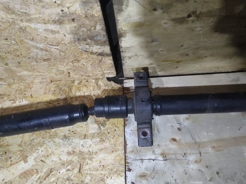 карданный вал Nissan X-Trail 3