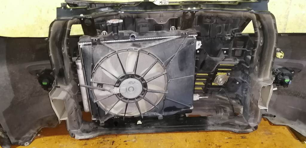 Кузов Suzuki Solio 8