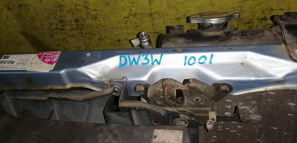 DEMIO DW3W НОУСКАТ (ФАРА 1001), БЕЗ ГАБАРИТОВ Mazda Demio 1