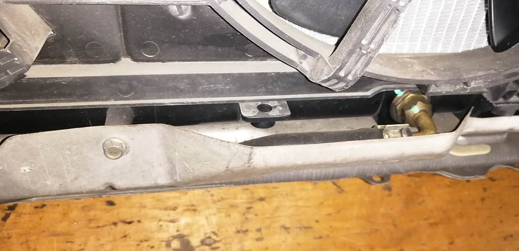 FORESTER SG5 НОУСКАТ (ФАРА 1761 XENON) Subaru Forester 13