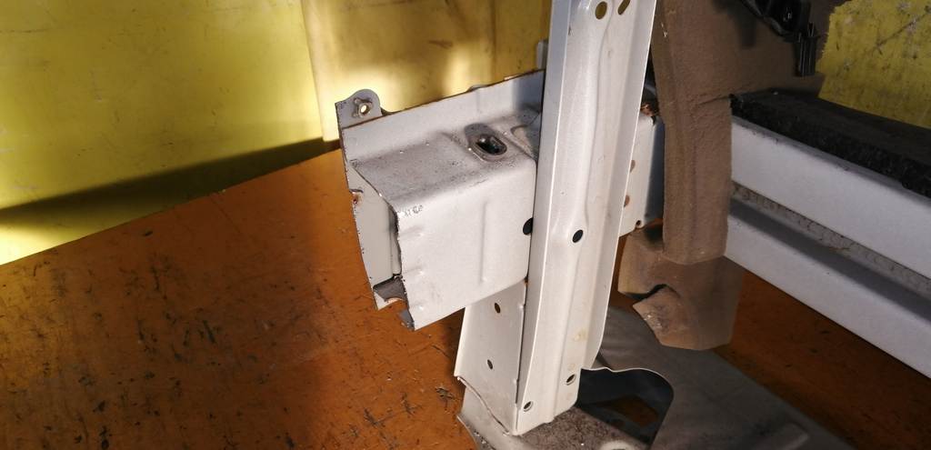 рамка радиатора Toyota Passo 6