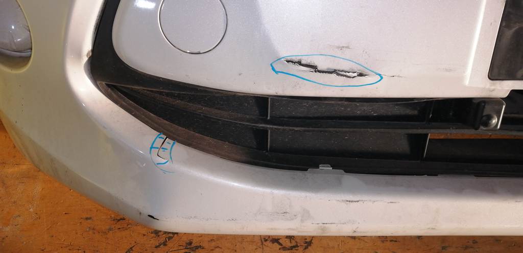 бампер Toyota Passo 3