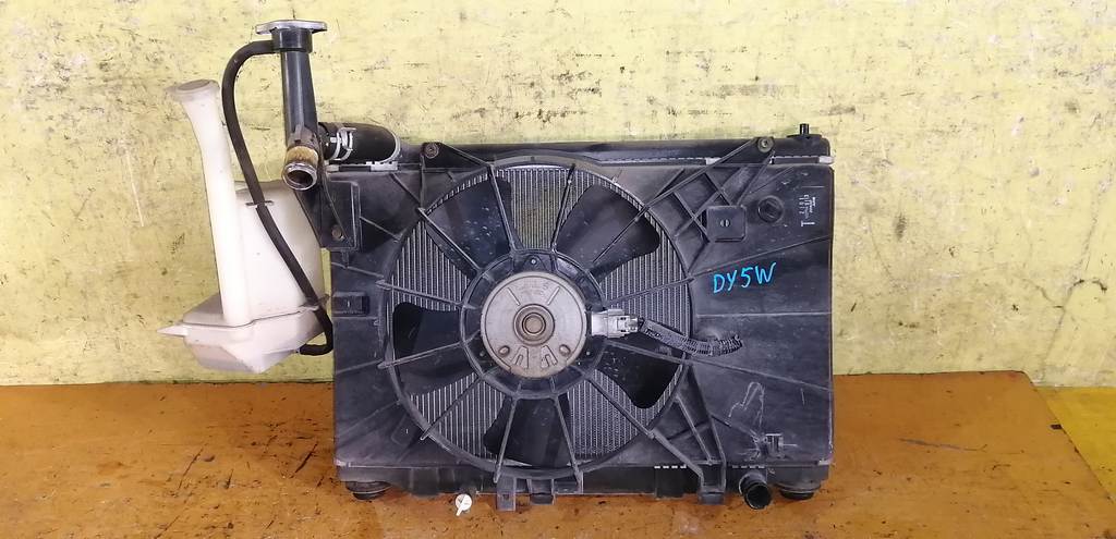 радиатор основной Mazda Demio 0