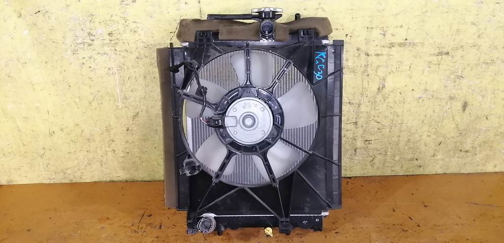 радиатор основной Toyota Passo 0