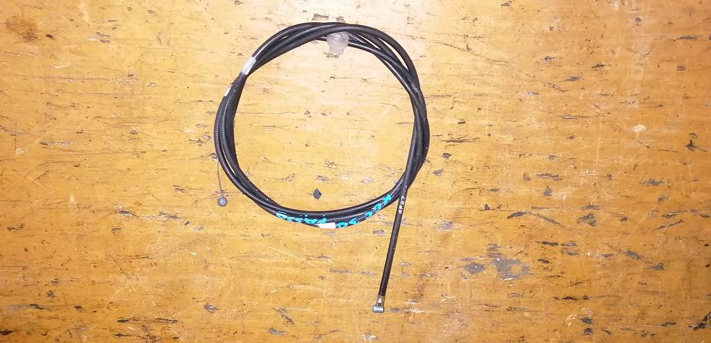 трос капота Toyota Passo 0