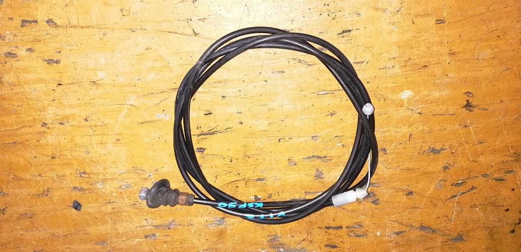 трос капота Toyota Vitz 0