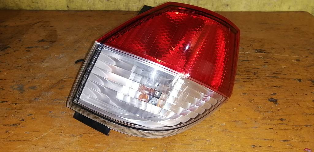 стоп-сигнал Suzuki Solio 0